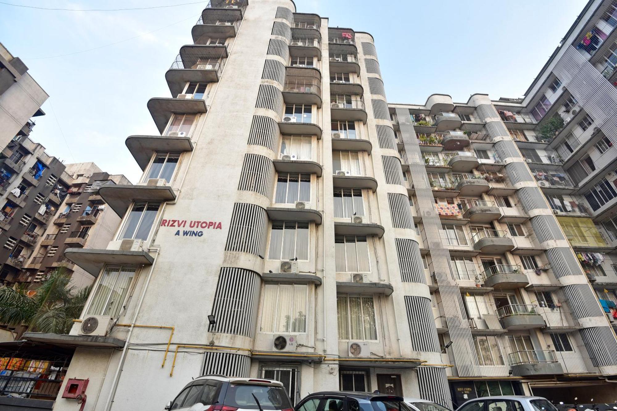 Hsquare Rizvi Utopia Apartment Mumbai Exterior photo